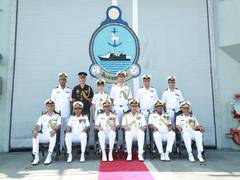 
      
      Admiral R Hari Kumar visits Sri Lankan Navy Ship SLNS Sindurala
      
      