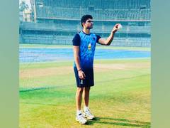
      
      Arjun Tendulkar smashes century on Ranji debut
      
      