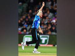 
      
      Big Bash League: All-round Adelaide Strikers down Sydney Sixers
      
      