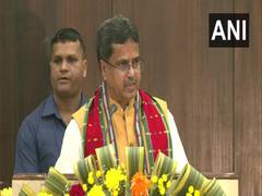 
      
      Tripura CM Manik Saha inaugurates 'Amar Sarkar'
      
      