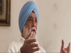 
      
      Ajit Pal advises Indian Hockey team to not feel overburdened
      
      
