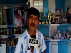 
      
      West Bengal: Tea seller paints house, shop in Argentina's flag
      
      