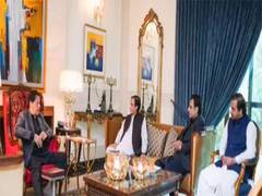 
      
      Pak: Punjab CM supports Imran's decision to dissolve assemblies
      
      