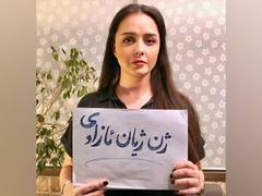
      
      Iran arrests prominent movie actress Taraneh Alidoosti
      
      
