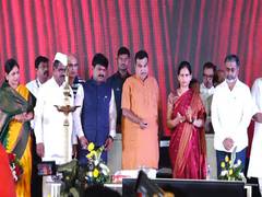 
      
      Nitin Gadkari launches 8 National Highway projects in Nashik
      
      