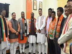 
      
      Jharkhand: JMM MLA Sufal Marandi joins BJP
      
      
