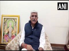 
      
      Union Minister takes dig at Rajasthan govt: 