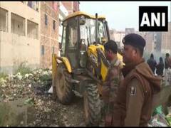 
      
      Police recover illicit liquor bottles hidden in gutter in Bihar
      
      