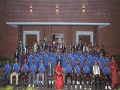 
      
      Indian envoy to Bangladesh hosts Indian Cricket Team in Dhaka
      
      