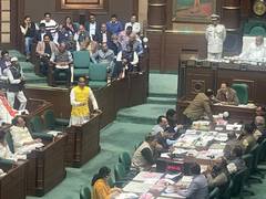 
      
      MP CM Chouhan lashes out at Congress tenure
      
      