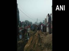 
      
      Haryana: Buried under pile of mud, 3 labourers die
      
      