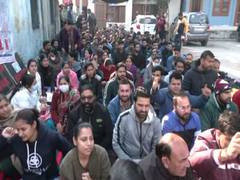 
      
      Kashmiri Pandit employees protest L-G's 'No Work, No Pay' remark
      
      
