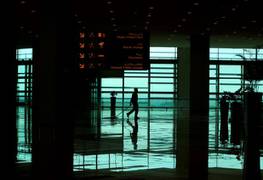 
      
      Pak: Foreign national accuses customs of taking bribe at airport 
      
      