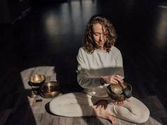 
      
       Study reveals music therapy is effective in anxiety reduction
      
      