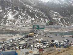 
      
      Tourist influx in Lahaul Spiti makes it hard for authorities
      
      