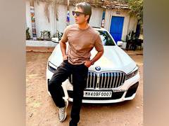 
      
      Sonu Sood gets in 'prep' mode for 'Fateh', shares workout video
      
      
