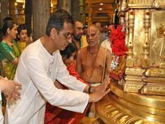 
      
      CJI Chandrachud offers prayers with family in Tiruchanoor temple
      
      