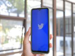
      
      Twitter suffers major outage
      
      