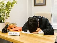 
      
      Study: Perfectionists are more prone to burnout
      
      