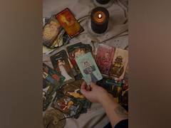 
      
      Men take more financial risks after positive fortune-telling
      
      