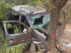 
      
      4 dead, 7 sustain injuries after car hits tree in Chhattisgarh
      
      