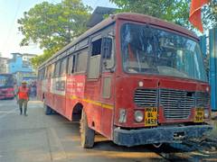 
      
      MSTC bus catches fire due to short circuit, no casualty
      
      