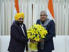 
      
      Punjab CM Bhagwant Mann calls on V-P Dhankhar in Delhi
      
      