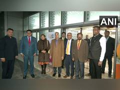
      
      Suriname President Chandrikapersad Santokhi arrives in India
      
      
