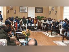 
      
      CM Dhami chairs high-level meeting for Joshimath land subsidence
      
      