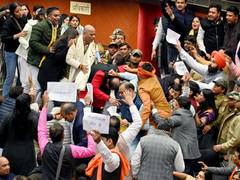 
      
      MCD meeting violence: BJP demands suspension of AAP MLAs
      
      