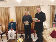 
      
      Punjab: Balbir Singh takes oath as cabinet minister
      
      