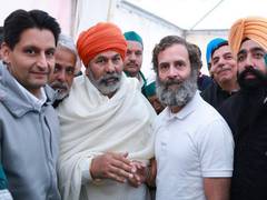 
      
      Rahul Gandhi meets Rakesh Tikait during Bharat Jodo Yatra
      
      