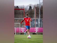 
      
      I'm always available: Muller U-turns on playing for Germany
      
      