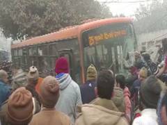
      
      Delhi: Bus rams into pavement, 3 sleeping on footpath injured
      
      