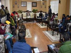 
      
      Chief minister Pushkar Singh Dhami chairs meeting on Joshimath
      
      