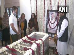 
      
      Learnt a lot about politics from Sharad Yadav: Rahul Gandhi 
      
      