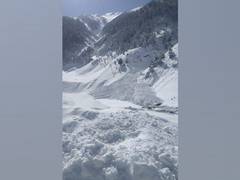 
      
      Avalanche warning issued for 10 districts in Jammu & Kashmir
      
      