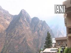 
      
      Uttarakhand: Joshimath, Chamoli, Badrinath receives fresh snow
      
      