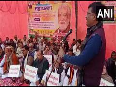 
      
      BJP leader Ashwini Kumar Choubey recites Ramcharitmanas 
      
      
