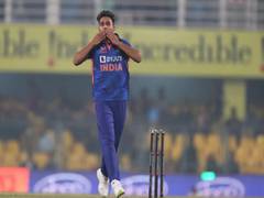 
      
      Umran's pace can make batsmen do strange things: Chris Silverwood
      
      