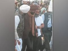 
      
      Sidhu Moose Wala's father joins Bharat Jodo Yatra in Punjab
      
      