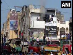 
      
      Fire breaks out at cloth shop in Aurangabad 
      
      