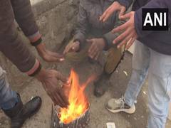 
      
      Safdarjung in Delhi records 1.4 degrees Celsius 
      
      