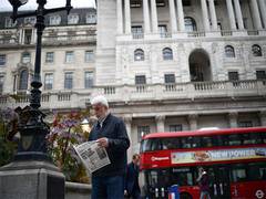 
      
      Layoff Season: US media witness massive job cuts
      
      
