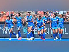 
      
      Unbeaten Indian Women's Hockey team hold hosts South Africa 2-2
      
      