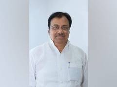 
      
      Congress fields EVKS Elangovan from Erode 
      
      