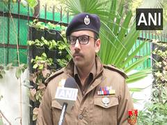 
      
      Delhi Police head constable stabbed in Dwarka; accused held 
      
      