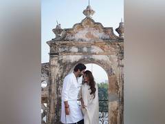 
      
      Akhil Sachdeva's love ballad O Sanam featuring Sara Gurpal
      
      