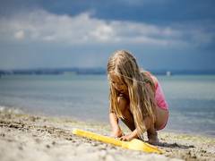 
      
      Getting kids outside can reduce negative effects of screen time
      
      