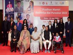 
      
      President Droupadi Murmu presents Rashtriya Bal Puraskar
      
      